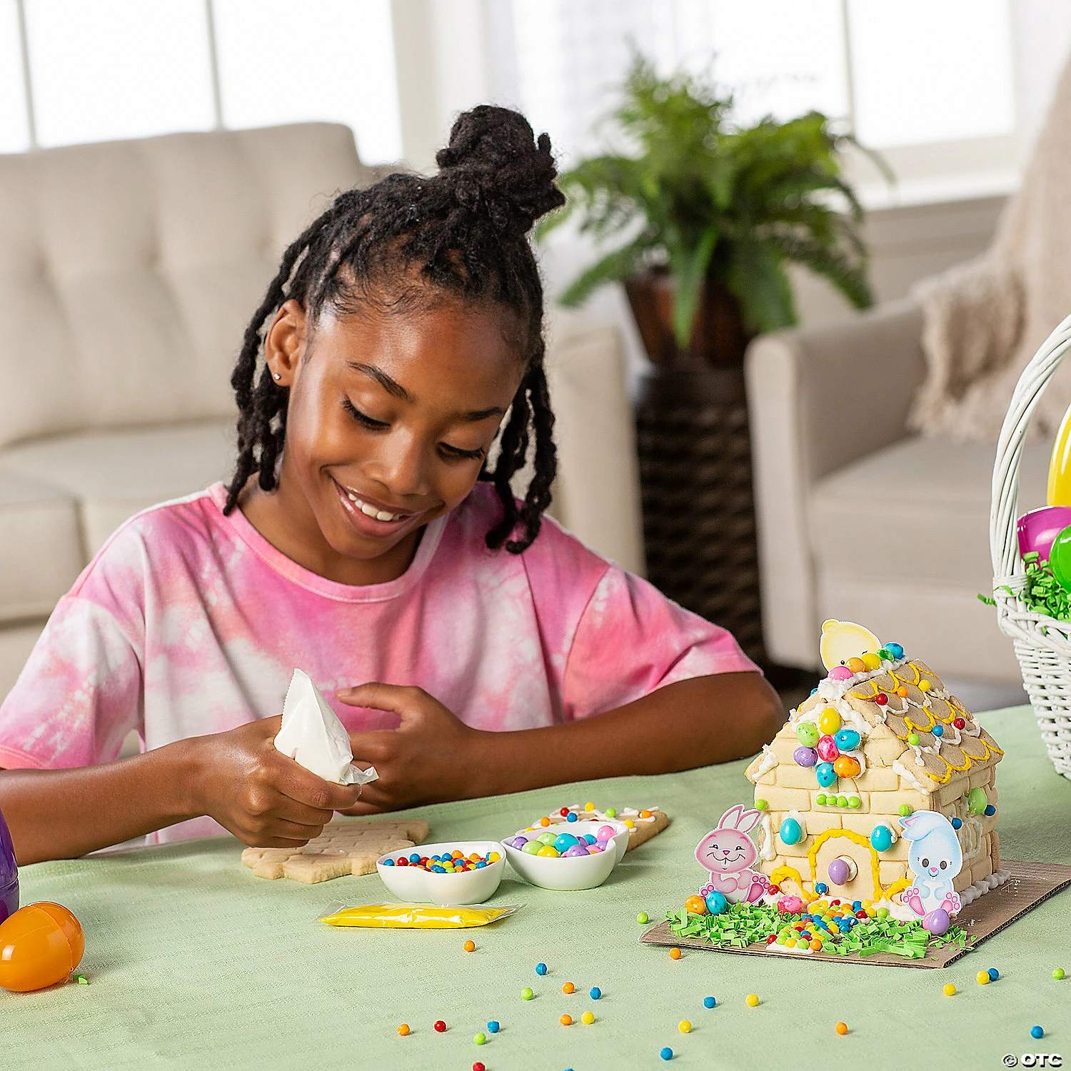 Deals 💯 Bee® Easter Cookie Cottage Kit - Makes 1 ✔️ 4 Deals 💯 Bee® Easter Cookie Cottage Kit - Makes 1 ✔️ - Image 4